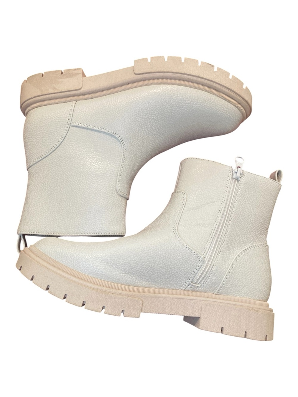 art class white and Cream Ankle Zip Chelsea Boot Chunky Lug Sole size 5 big girl